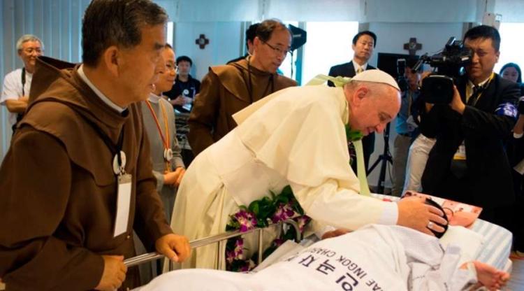 Jornada Mundial del Enfermo: El Papa alienta a la cercanía con el que sufre Jornada Mundial del Enfermo: El Papa alienta a la cercanía con el que sufre