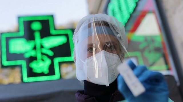Justicia y Paz llama al compromiso ante el recrudecimiento de la pandemia Justicia y Paz llama al compromiso ante el recrudecimiento de la pandemia