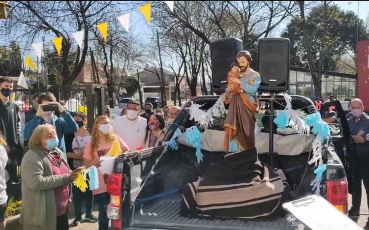 La comunidad de Morón se unió a la Caravana Diocesana de San José La comunidad de Morón se unió a la Caravana Diocesana de San José
