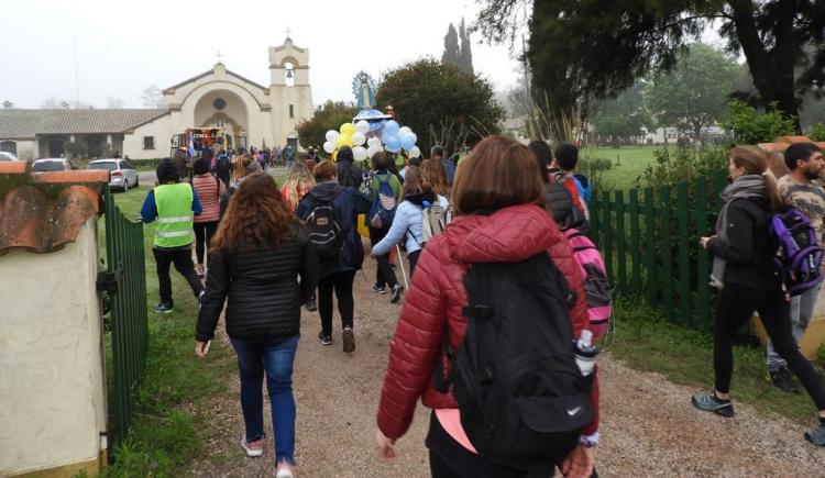 La diócesis de Nueve de Julio peregrinó al monasterio de Los Toldos La diócesis de Nueve de Julio peregrinó al monasterio de Los Toldos