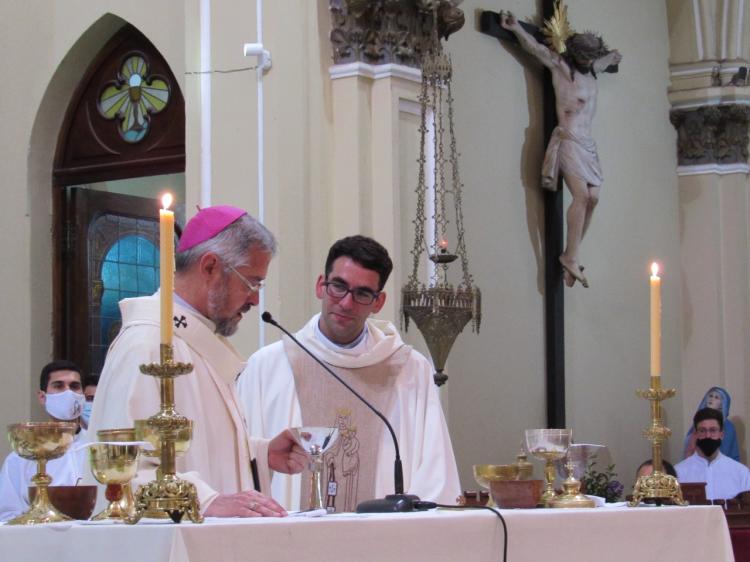 La Iglesia de Mercedes-Luján tiene un nuevo sacerdote La Iglesia de Mercedes-Luján tiene un nuevo sacerdote