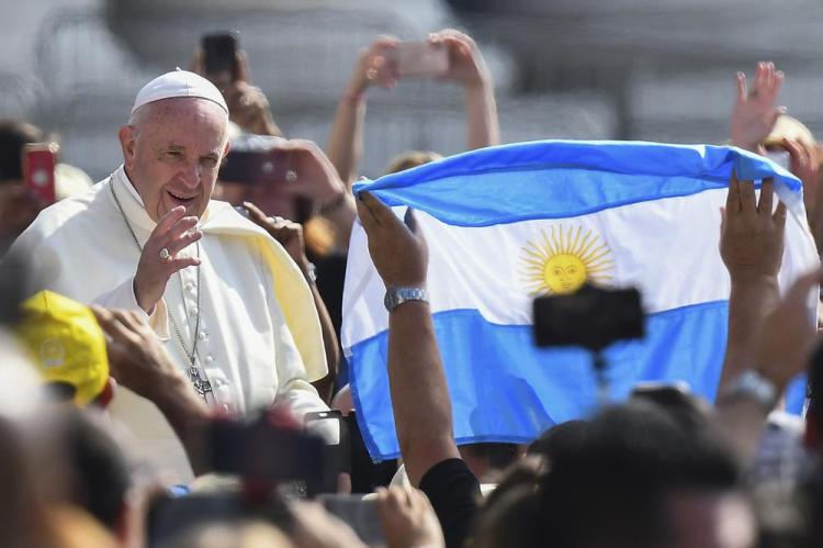 Los obispos argentinos rezan por la pronta recuperación del Papa Los obispos argentinos rezan por la pronta recuperación del Papa