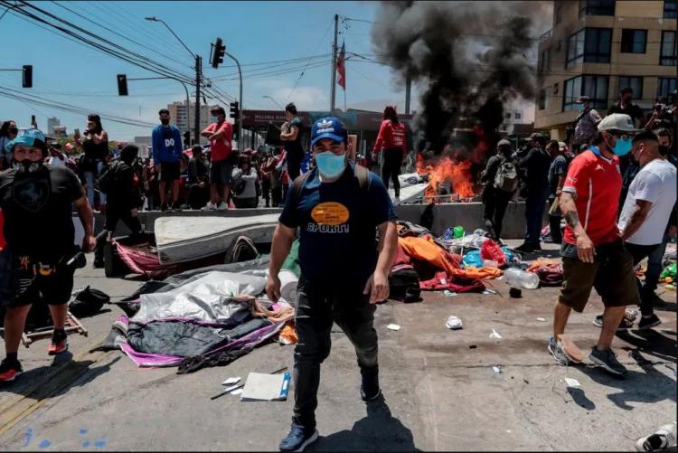 Los obispos chilenos rechazan los actos de violencia contra los inmigrantes en Iquique Los obispos chilenos rechazan los actos de violencia contra los inmigrantes en Iquique