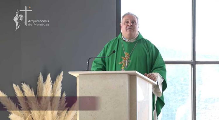 Mons. Colombo: "La Palabra de Dios, alimento que calma la sed de sabiduría" Mons. Colombo: "La Palabra de Dios, alimento que calma la sed de sabiduría"