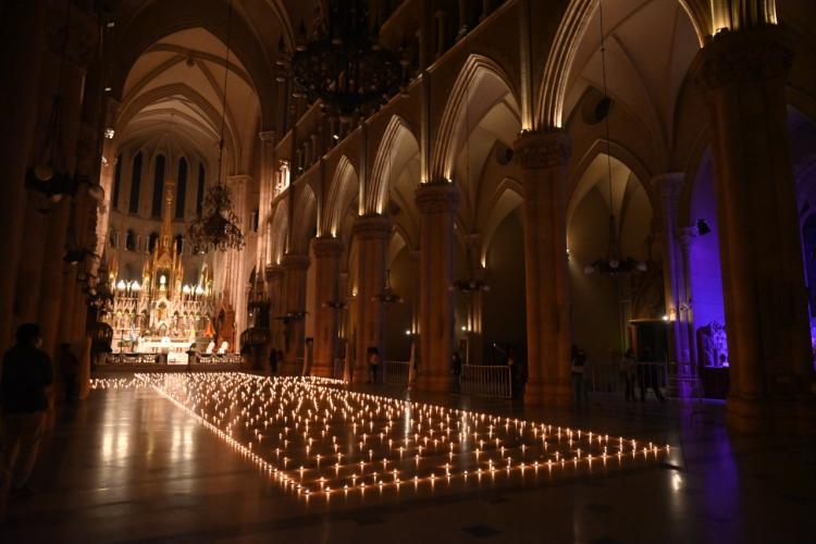 Misa en Luján por los fallecidos: Que la Virgen los lleve de la mano al Cielo Misa en Luján por los fallecidos: Que la Virgen los lleve de la mano al Cielo