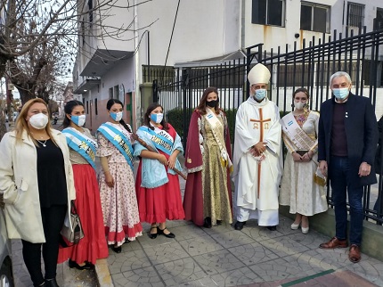 Mons. Fernández: Berisso, trabajo, convivencia y María Auxiliadora como "Madre" Mons. Fernández: Berisso, trabajo, convivencia y María Auxiliadora como "Madre"