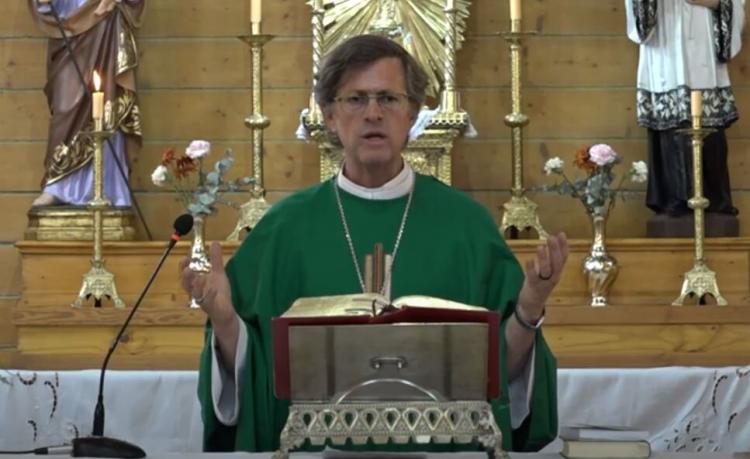 Mons. García Cuerva: "No estamos en la Iglesia para condenar sino para acompañar" Mons. García Cuerva: "No estamos en la Iglesia para condenar sino para acompañar"