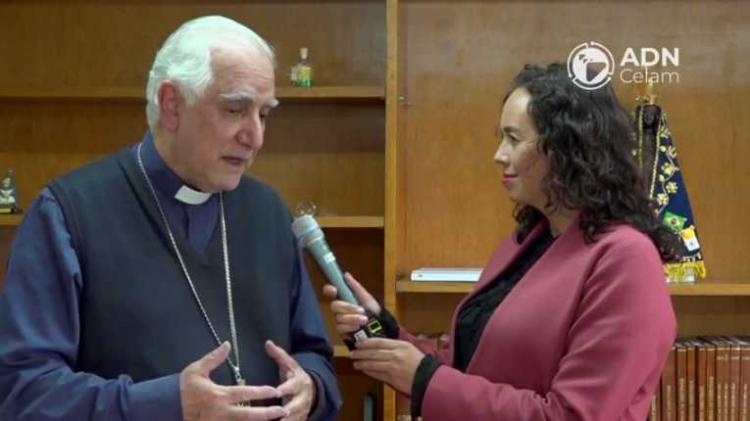 Mons. Lozano: "Lo importante es que podamos comunicar una experiencia" Mons. Lozano: "Lo importante es que podamos comunicar una experiencia"