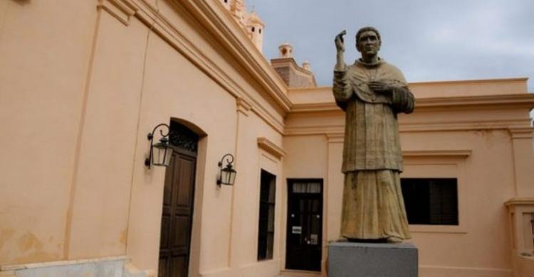 Mons. Ñáñez llamó a imitar la humildad de fray Esquiú Mons. Ñáñez llamó a imitar la humildad de fray Esquiú