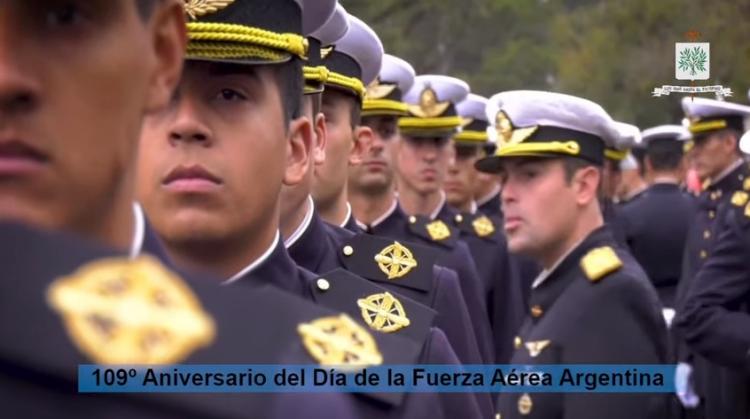 Mons. Olivera saludó a la Fuerza Aérea en su 109° aniversario Mons. Olivera saludó a la Fuerza Aérea en su 109° aniversario