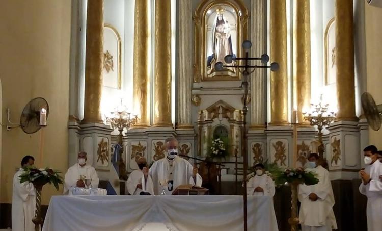 Mons. Stanovnik: La unción es como "un abrazo de Dios" Mons. Stanovnik: La unción es como "un abrazo de Dios"
