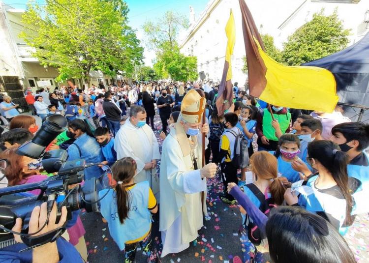 Niños porteños piden al "amigazo" de San José que los cuide Niños porteños piden al "amigazo" de San José que los cuide