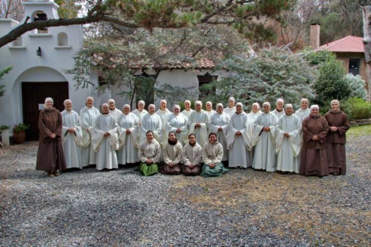 Nueva priora en el Monasterio Abba Padre de Cruz del Eje Nueva priora en el Monasterio Abba Padre de Cruz del Eje
