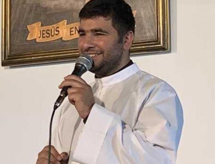 Ordenación sacerdotal en la Comunidad Evangelizadora Mensajeros de la Paz Ordenación sacerdotal en la Comunidad Evangelizadora Mensajeros de la Paz