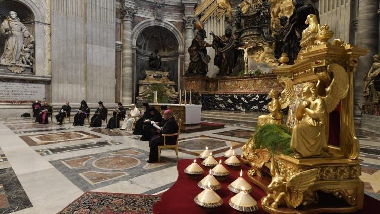 Rosario por el Líbano en Roma en la fiesta de San Charbel Rosario por el Líbano en Roma en la fiesta de San Charbel