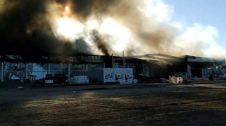 Solidaridad de la Iglesia nuevejuliense ante el incendio de una fábrica de lácteos Solidaridad de la Iglesia nuevejuliense ante el incendio de una fábrica de lácteos