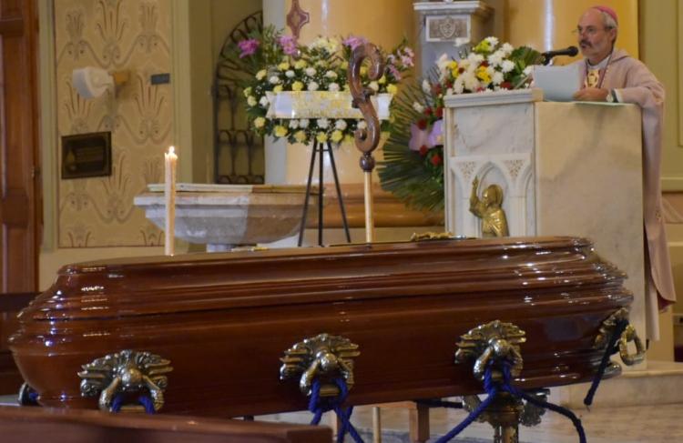 Último adiós a monseñor Sigampa en la catedral de La Rioja Último adiós a monseñor Sigampa en la catedral de La Rioja