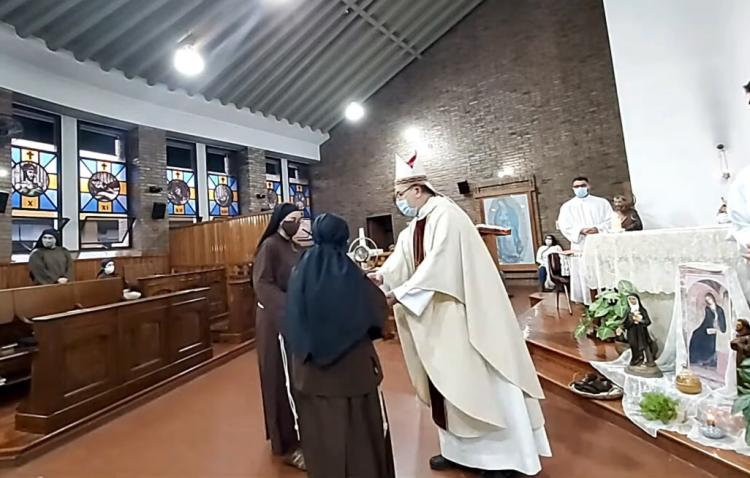 Acción de gracias por los 40 años de presencia de las hermanas Clarisas en Merlo-Moreno Acción de gracias por los 40 años de presencia de las hermanas Clarisas en Merlo-Moreno