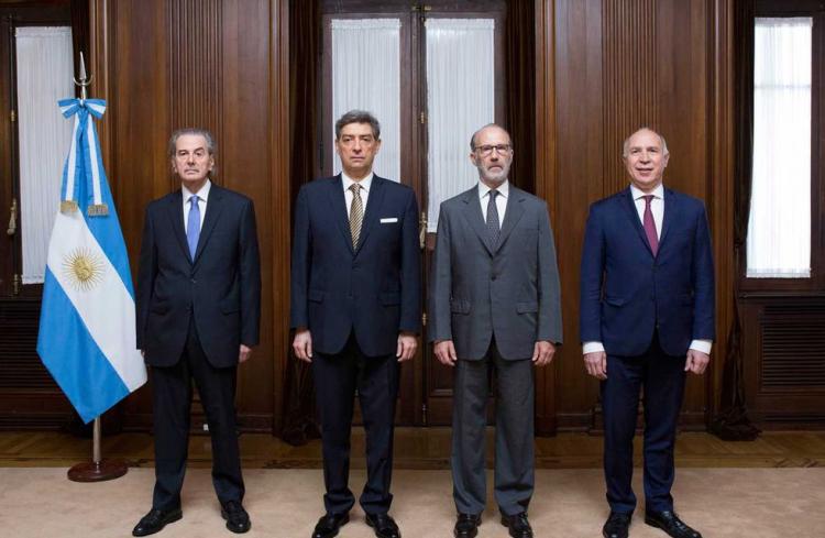 ACDE cuestiona el avance del Gobierno sobre la Justicia ACDE cuestiona el avance del Gobierno sobre la Justicia