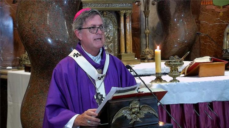 Al inicio del Adviento: Mons. García Cuerva llamó a 'despertar la esperanza'