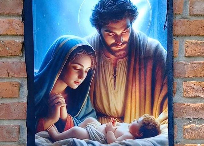 Al rescate del pesebre, emblema de la Navidad Al rescate del pesebre, emblema de la Navidad