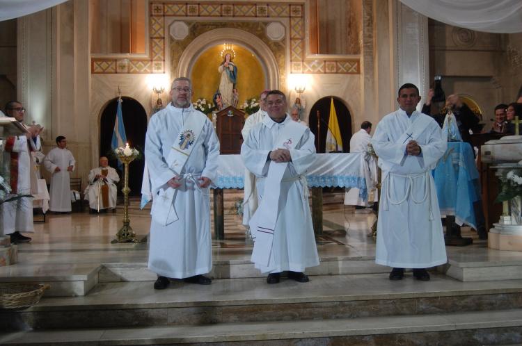 Alegría en la diócesis de Quilmes por la ordenación de dos nuevos sacerdotes Alegría en la diócesis de Quilmes por la ordenación de dos nuevos sacerdotes
