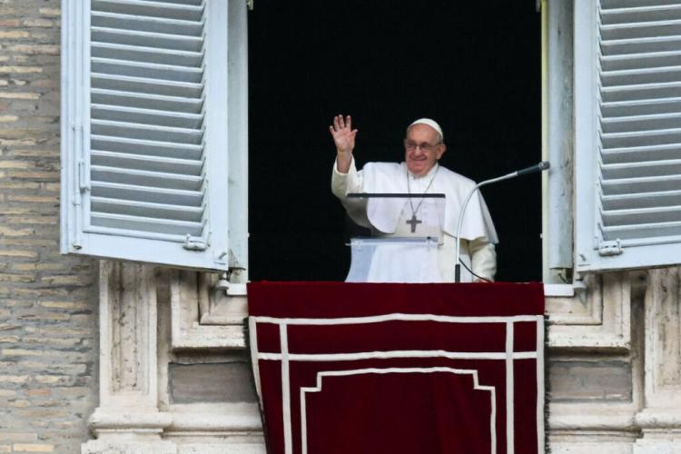 Ángelus de la Epifanía, el Papa invitó a estar cerca de Jesús Ángelus de la Epifanía, el Papa invitó a estar cerca de Jesús