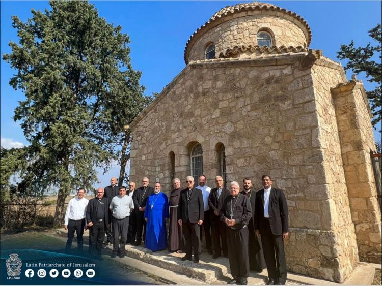 Asamblea en Chipre de los Ordinarios Católicos de Tierra Santa Asamblea en Chipre de los Ordinarios Católicos de Tierra Santa