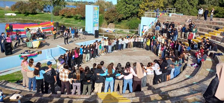 Azul: Jóvenes de diversas ciudades participaron de otra Acampada Juvenil Diocesana