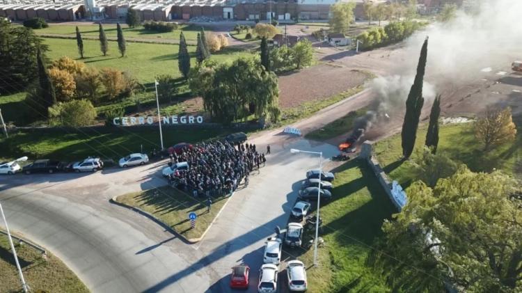 Azul: la Pastoral Social lamenta el despido de personal en la empresa Cerro Negro