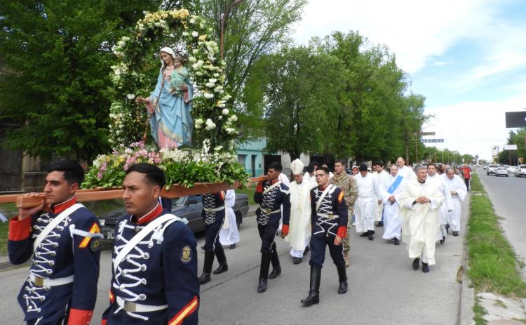 Azul: Mons. Salaberry llamó a unirse para pedir por los hermanos y el país