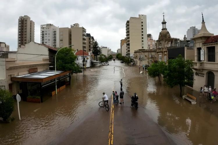Bahía Blanca: los salesianos trabajan para ayudar a los afectados Bahía Blanca: los salesianos trabajan para ayudar a los afectados