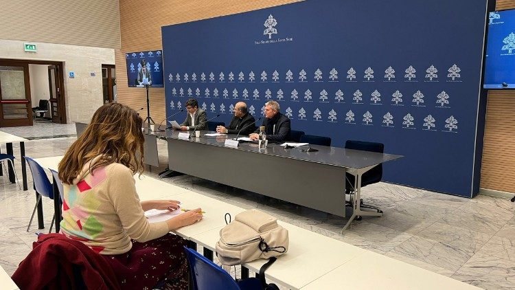 En la Bienal de Venecia, el Vaticano dedica su pabellón a la "cultura del encuentro" En la Bienal de Venecia, el Vaticano dedica su pabellón a la "cultura del encuentro"