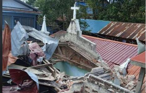 Ante el bombardeo de una iglesia en Myanmar, el Card. Bo reza por la paz y la fe Ante el bombardeo de una iglesia en Myanmar, el Card. Bo reza por la paz y la fe