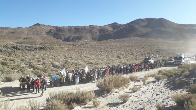#Milagro2024 Miles de peregrinos caminan desde la Puna a la fiesta del Milagro #Milagro2024 Miles de peregrinos caminan desde la Puna a la fiesta del Milagro