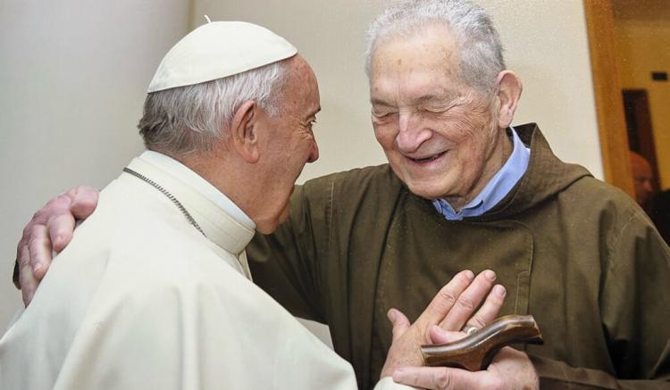 El nuevo cardenal fray Luis Dri: "Soy feliz perdonando y no niego a nadie la absolución" El nuevo cardenal fray Luis Dri: "Soy feliz perdonando y no niego a nadie la absolución"