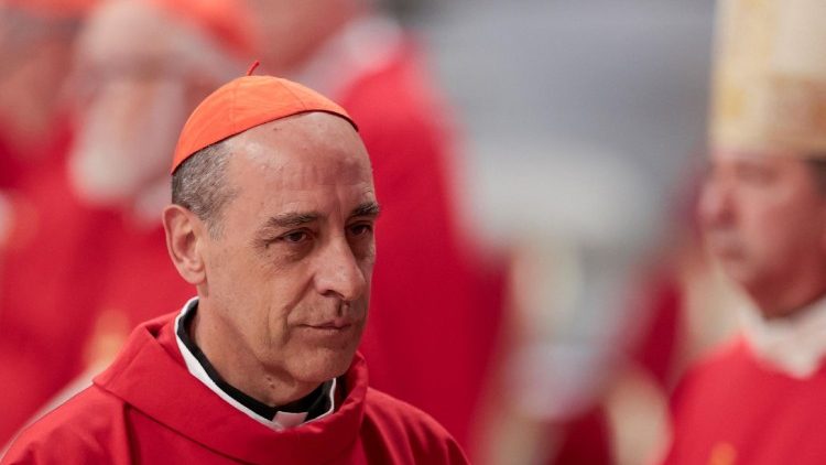 Card. Fernández llama a una teología humilde y abierta a la luz de Dios