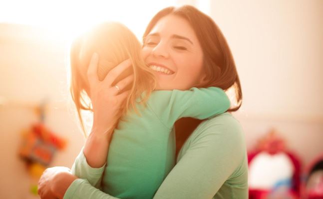 Card. Rossi: 'Las madres son expertas en humanidad'