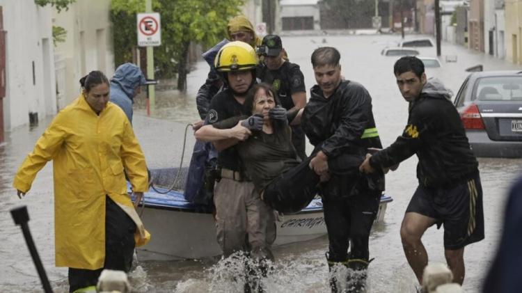 Cáritas Bahía Blanca continúa su apoyo a las familias afectadas por las inundaciones Cáritas Bahía Blanca continúa su apoyo a las familias afectadas por las inundaciones