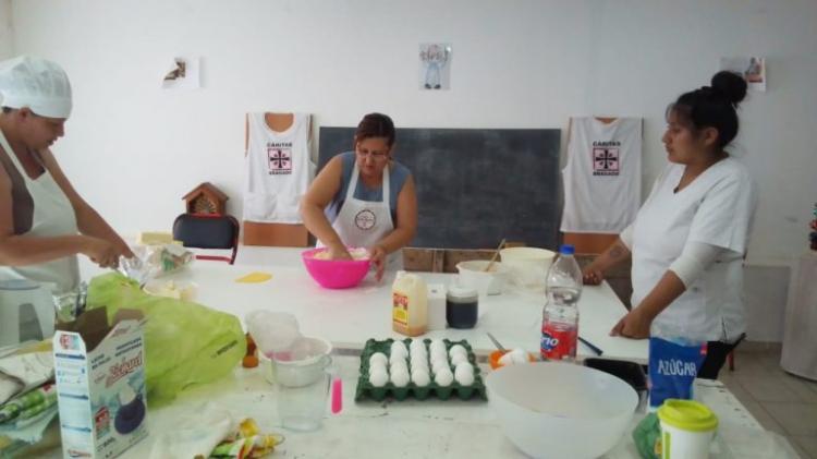 Cáritas Nueve de Julio acompañó a 1.000 familias en Nochebuena Cáritas Nueve de Julio acompañó a 1.000 familias en Nochebuena