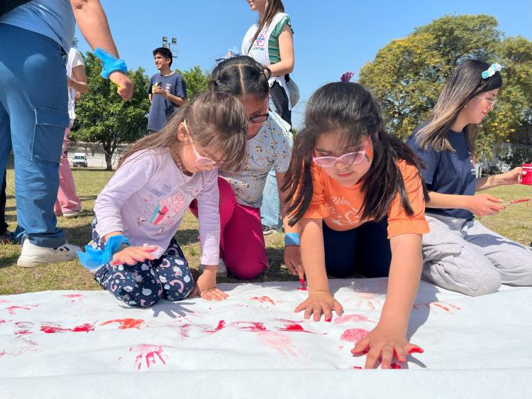 Cáritas plantó bandera por la infancia con un llamado nacional