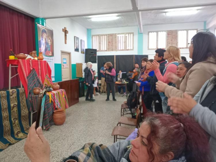 Más de 300 catequistas de Merlo-Moreno participaron de su retiro anual