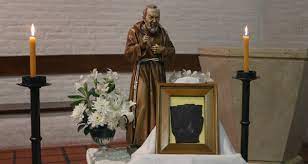 Celebraciones dedicadas al Padre Pío en un santuario porteño Celebraciones dedicadas al Padre Pío en un santuario porteño