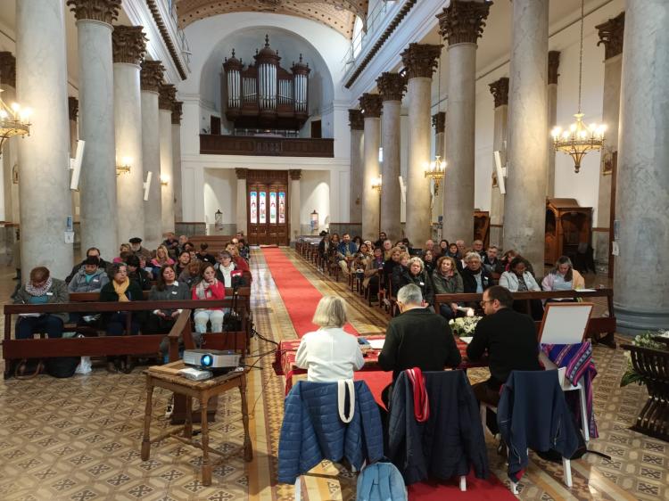 Celebran una jornada de estudios bíblicos en la catedral de Morón Celebran una jornada de estudios bíblicos en la catedral de Morón