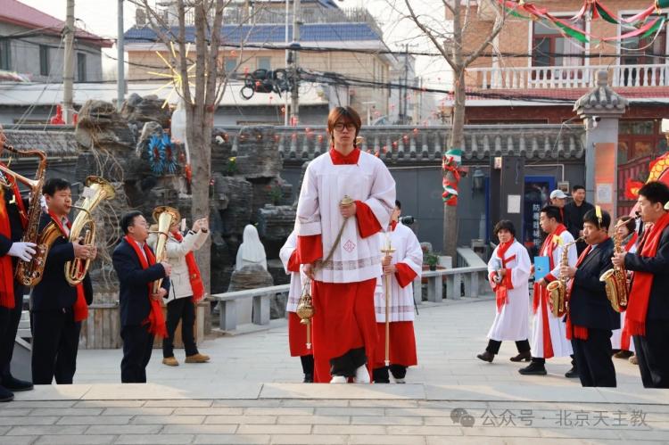 China: nuevas prohibiciones para las actividades religiosas de los extranjeros China: nuevas prohibiciones para las actividades religiosas de los extranjeros