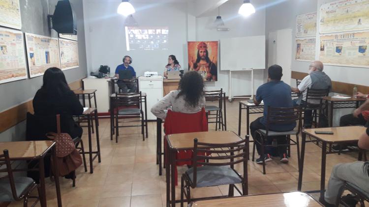 Comenzó la Escuela de Acompañantes Espirituales en Rosario Comenzó la Escuela de Acompañantes Espirituales en Rosario