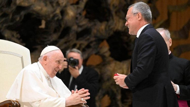 ¿Cómo puede llegar al cielo un hombre de negocios?, el Papa responde ¿Cómo puede llegar al cielo un hombre de negocios?, el Papa responde