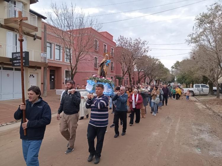 Colón celebró las fiestas patronales en honor de la Virgen del Carmen Colón celebró las fiestas patronales en honor de la Virgen del Carmen