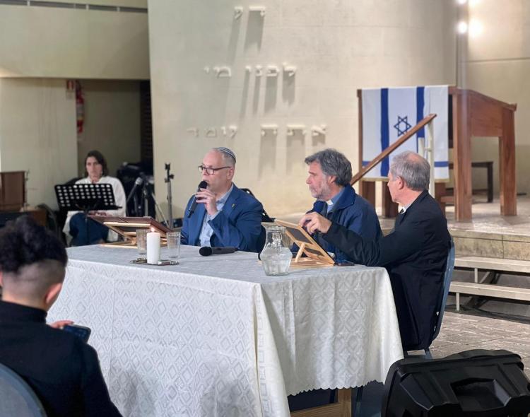 Conmemoración por los 60 años de 'Nostra aetate' en la sinagoga Mishkán