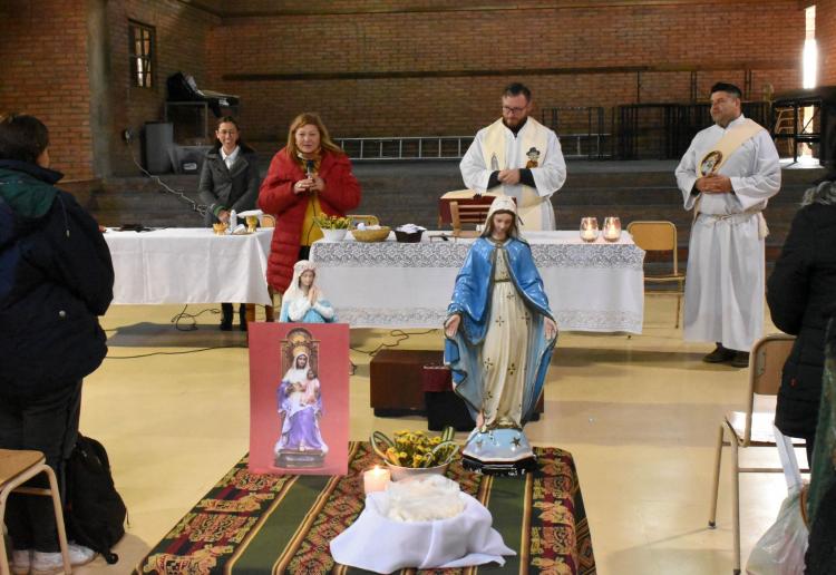 Consulta sobre Catequesis y Enseñanza Religiosa en las escuelas Consulta sobre Catequesis y Enseñanza Religiosa en las escuelas